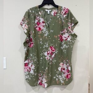Croft & Barrow Olive Floral Blouse